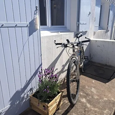 Vakantiehuis Maison De Pecheur Au Calme
